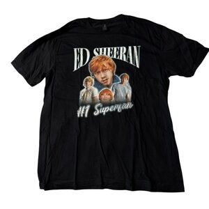 NWOT, Gildan Men’s Graphic T-Shirt, Black, L, P97